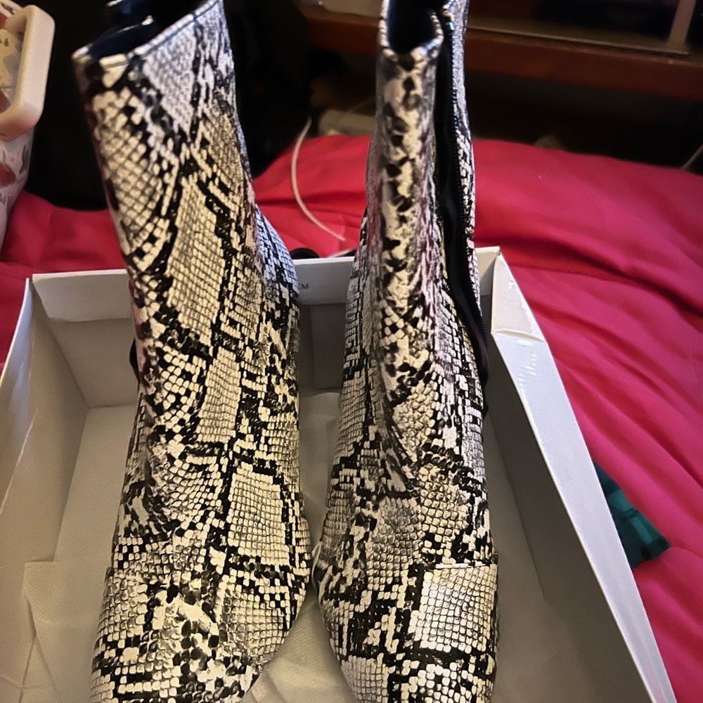 Women's Snakeskin Ankle Boots